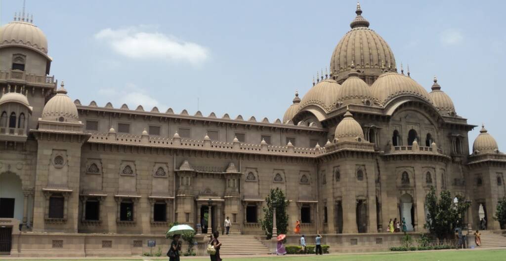 Belur Math Vector Belur Math and the Architecture of Oneness - Curriculture