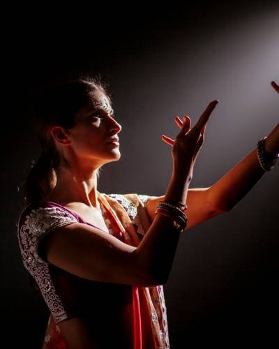 brunete-indian-woman brunete-indian-woman